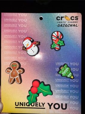 CROCS Holiday Jibbitz Charm Pack - Red Green White Brown